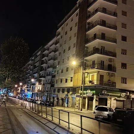 Dream House Toti - Near Railway Station Renewed Apartamento Bari