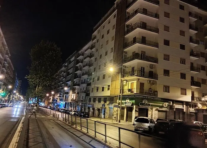 Dream House Toti - Near Railway Station Renewed Apartamento Bari