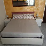 Dream House Toti - Near Railway Station Renewed Apartment *