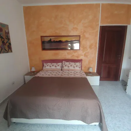 아파트 Dream House Toti - Near Railway Station Renewed *