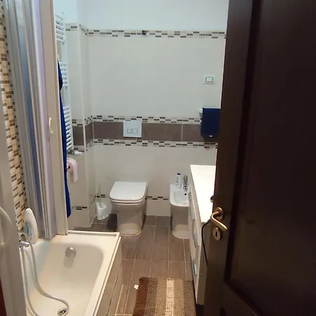 Dream House Toti - Near Railway Station Renewed Apartament *