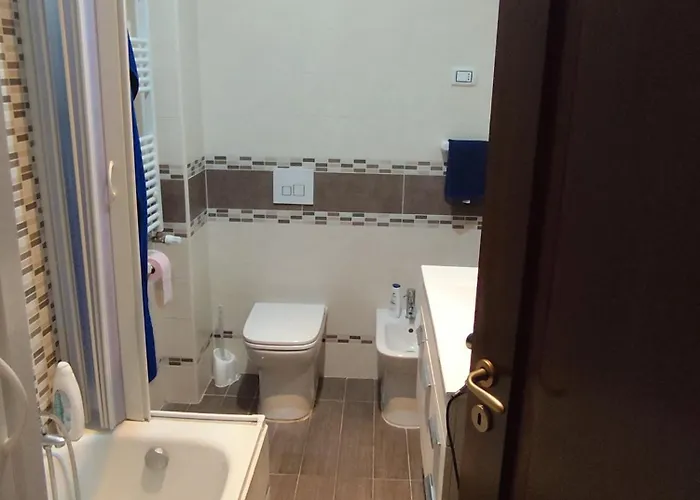 Dream House Toti - Near Railway Station Renewed Apartament *